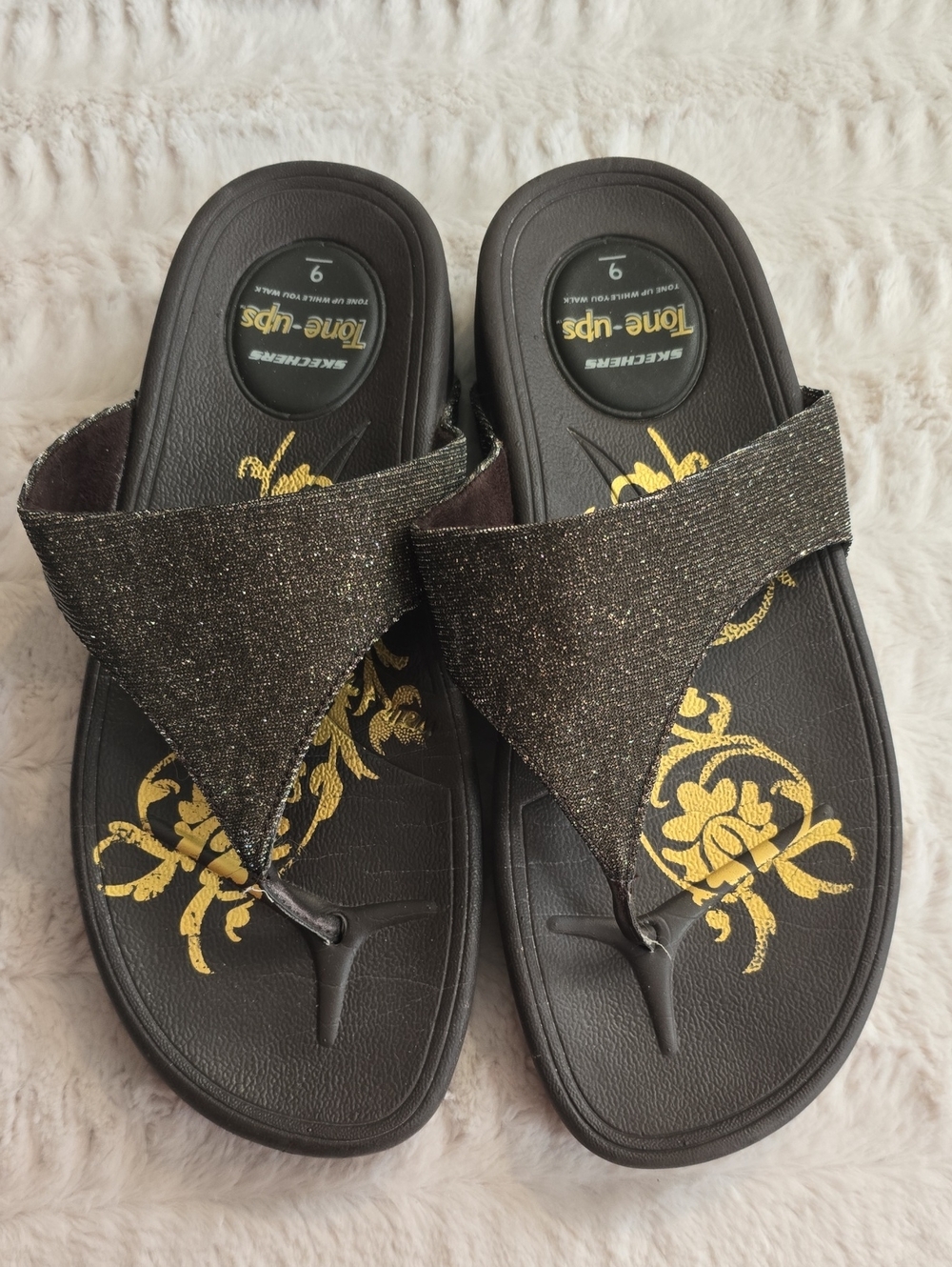 Skechers Women's Brown Glitter Tone-up Thong Sandals with Gold Floral Inlay